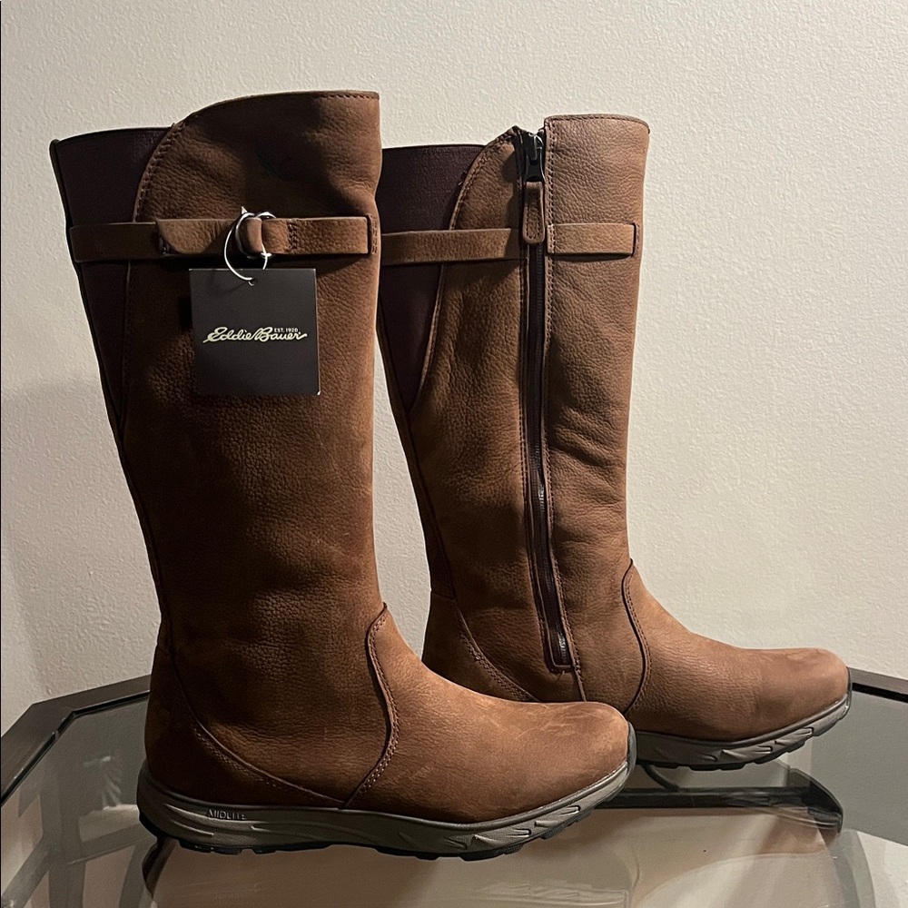 New with Tag  size 8 Eddie Bauer Lodge Boots Leather waterproof